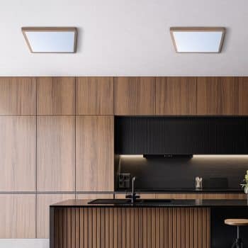 Plafonjera BRY-JADE-SLR-WDN-SQR-36W-3IN1-CEILING LIGHT u kuhinji postavljenja na strop